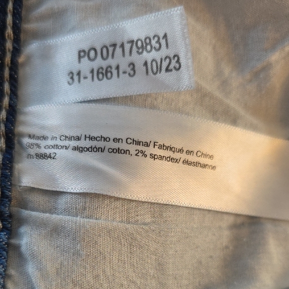 Eloquii Medium Blue Barrell Jeans 18 - Picture 9 of 13